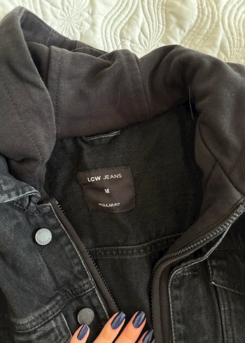 LC Waikiki Siyah Kadın Denim Ceket Kapüşonlu