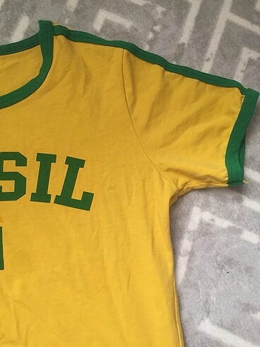 m Beden brasil crop