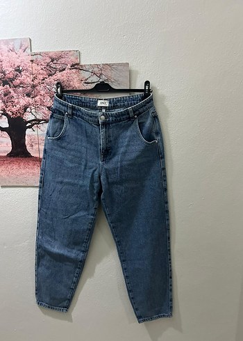 Kadın Mavi Bol Kesim Denim Pantolon