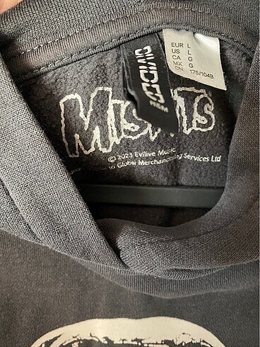 H&M H&M Misfits Grup Sweatshirt