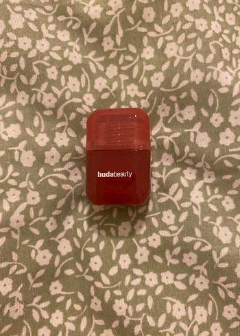 Huda Beauty