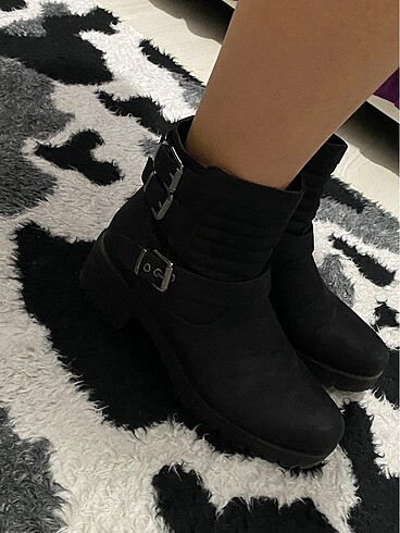 Deichmann Sıfır | Deichmann Siyah Bot