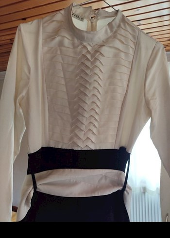 Uzun Kollu Beyaz Siyah Uzun Elbise - Görsel 2