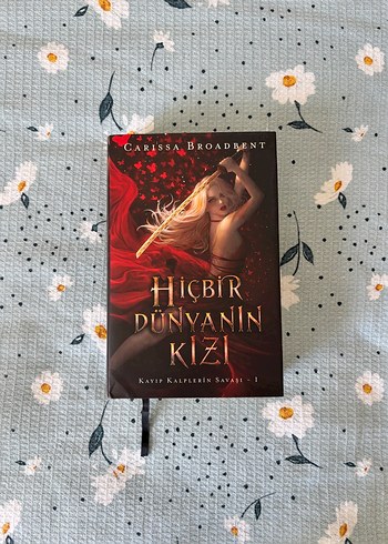 Hiçbir Dünyanın Kızı - Carissa Broadbent