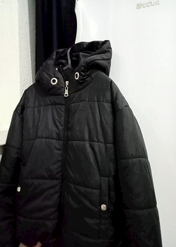 Pull and Bear Düğmeli Siyah Midi Kışlık Kadın Mont