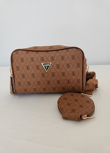 Diğer Guess çanta