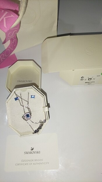 Beden mavi Renk Swarovski hiç kulanilmadi