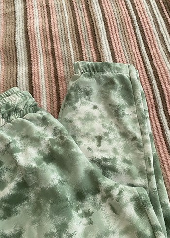 Batik Desenli Kadın Eşofman Altı - Görsel 4