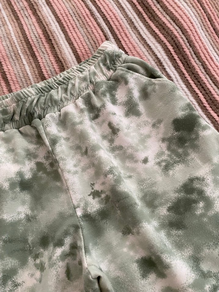 Batik Desenli Kadın Eşofman Altı - Görsel 3