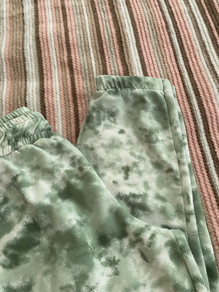 Batik Desenli Kadın Eşofman Altı - Görsel 4