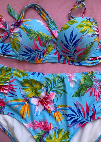 Renkli Desenli Bikini takımı