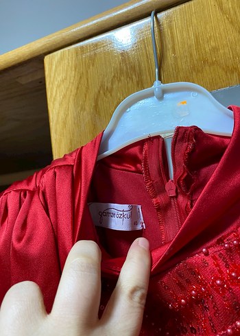 Uzun Kollu Kırmızı Sade Saten Abiye nişan elbisesi - Görsel 2