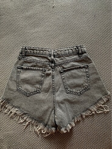 Diğer Puskullu short