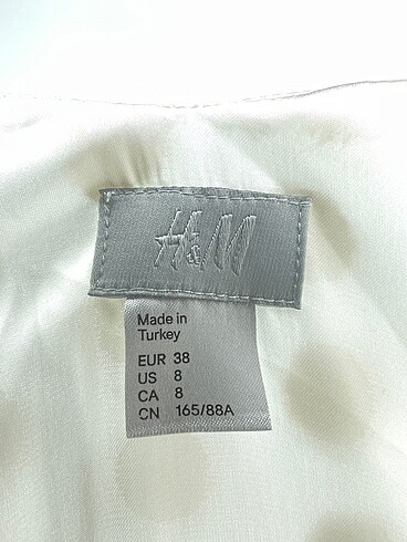 38 Beden çeşitli Renk H&M Kısa Elbise %70 İndirimli.