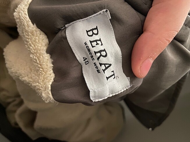 Koyu gri kürklü kaban - Görsel 4