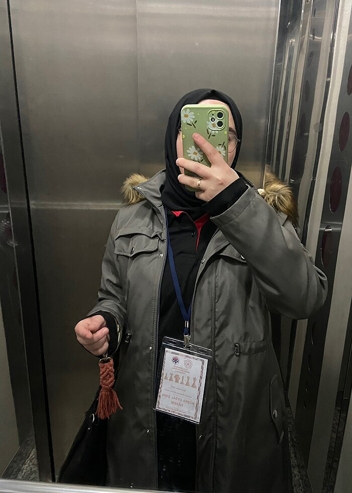 Koyu gri kürklü kaban - Görsel 3