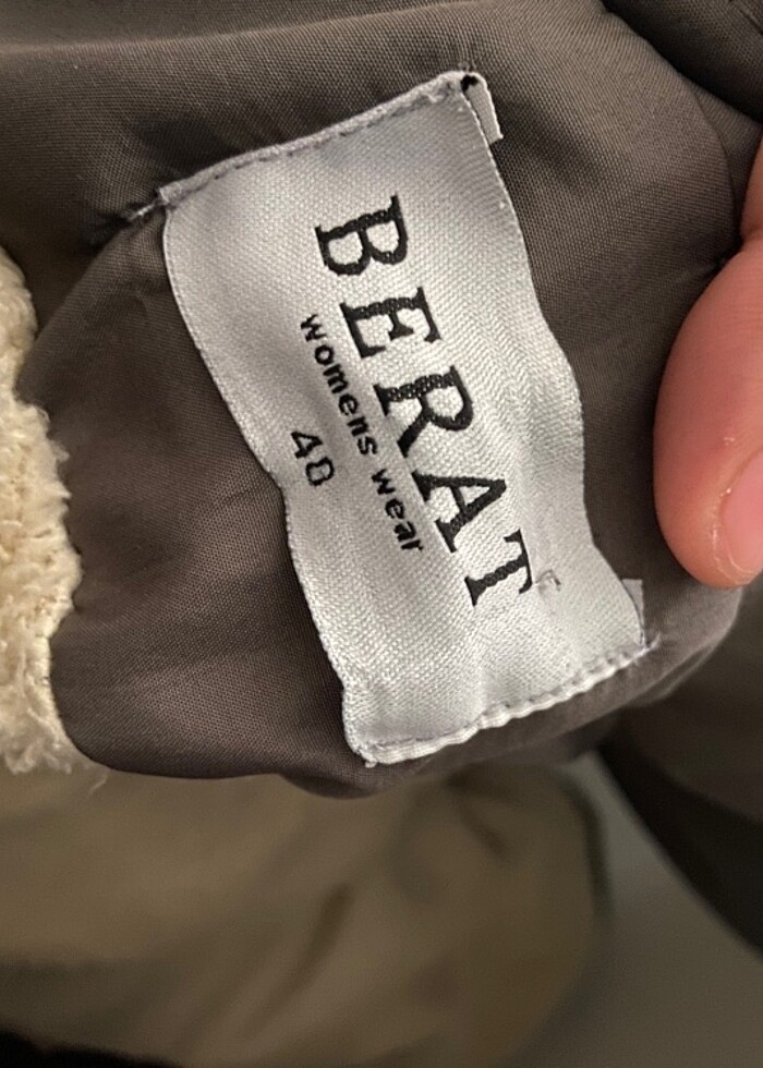 Koyu gri kürklü kaban - Görsel 4