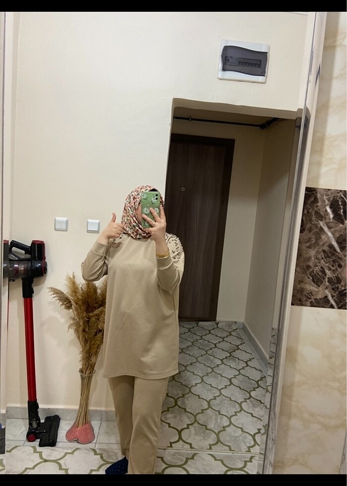 Omuzları taşlı ikili takım - Görsel 3