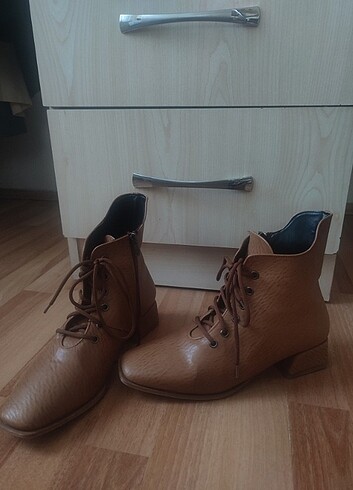 Diğer Kahverengi bot