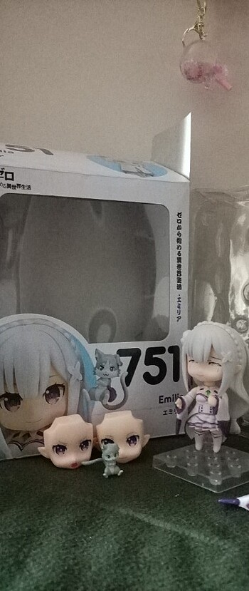  emilia nendoroid