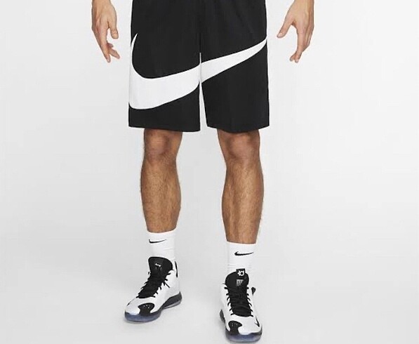 Nike sort