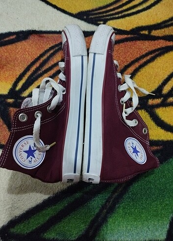 39 Beden bordo Renk Converse ayakkabı