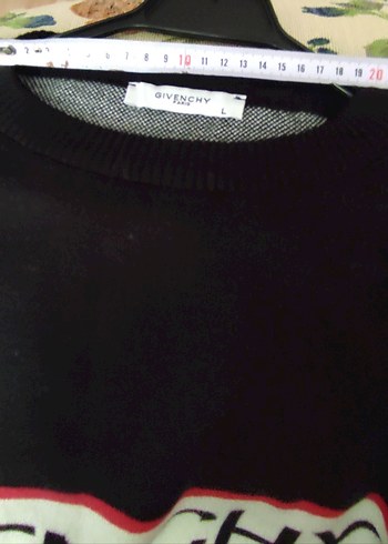 l Beden Givenchy Siyah Uzun Kollu Triko Tunik