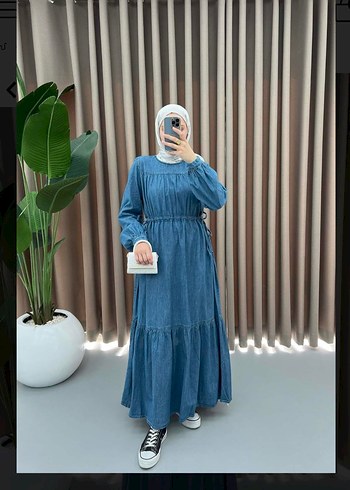 Mavi Bağcıklı Uzun Denim Elbise