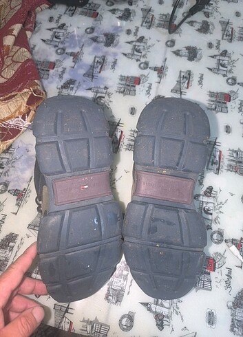 42 Beden gri Renk 42 Numara Ayakkabı (Tommy Hilfiger)