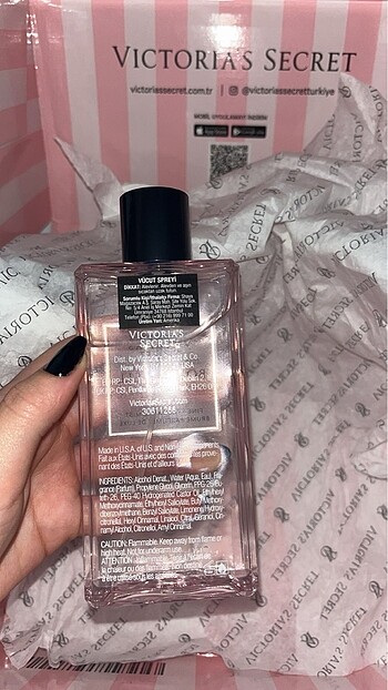 Victoria s Secret VİCTORİA?S SECRET BOMBSHELL SEDUCTİON VÜCUT SPREYİ