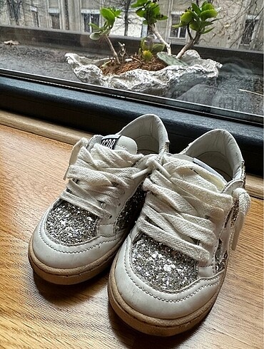 24 Beden Golden goose simli