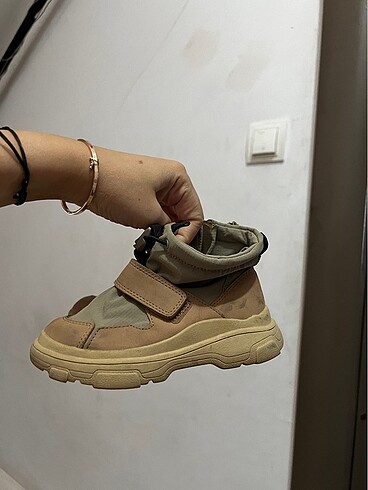 Zara Zara çocuk bot