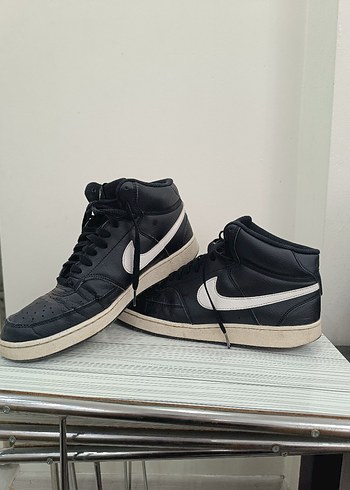 Nike Siyah Beyaz Bilekli Ayakkabi