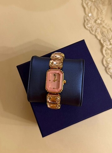 Swarovski Millenia İthal Kadın Saati