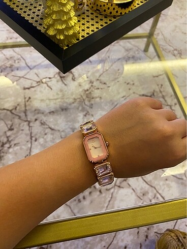 Beden pembe Renk Swarovski Millenia İthal Kadın Saati