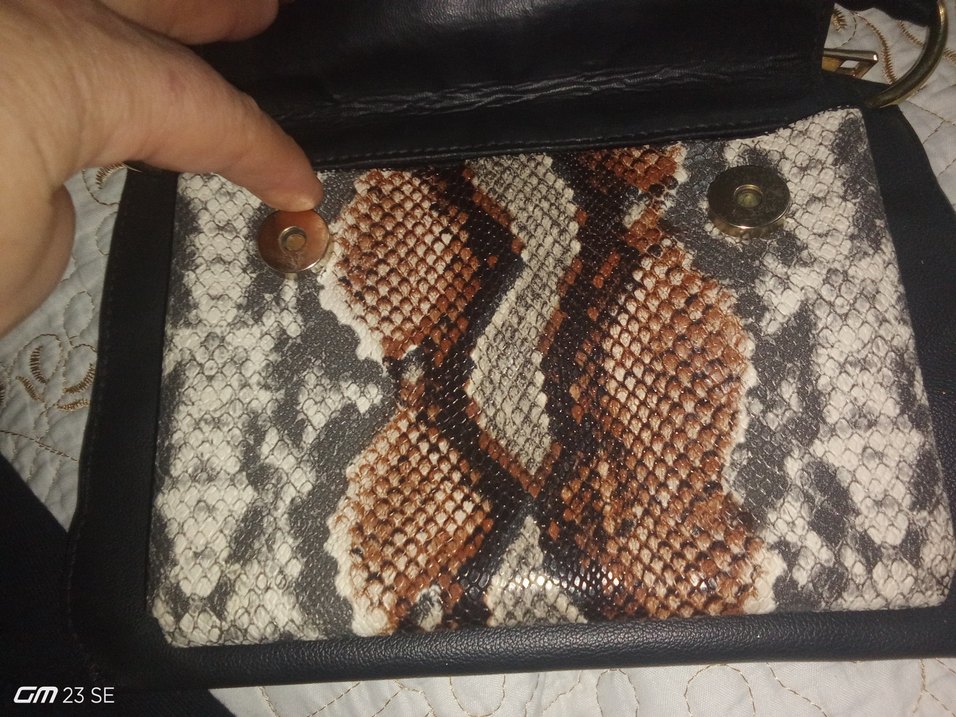 BAYAN ÇANTA - Görsel 2