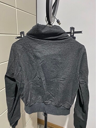 s Beden Crop sweat