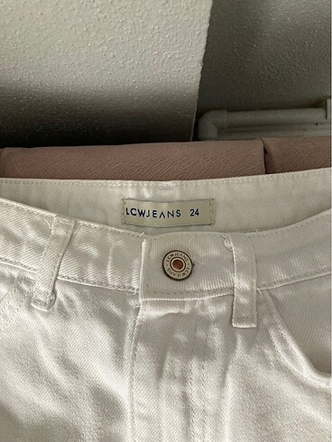 xs Beden beyaz Renk Beyaz kot şort