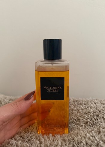Victoria's Secret Vücut Spreyi - Görsel 2
