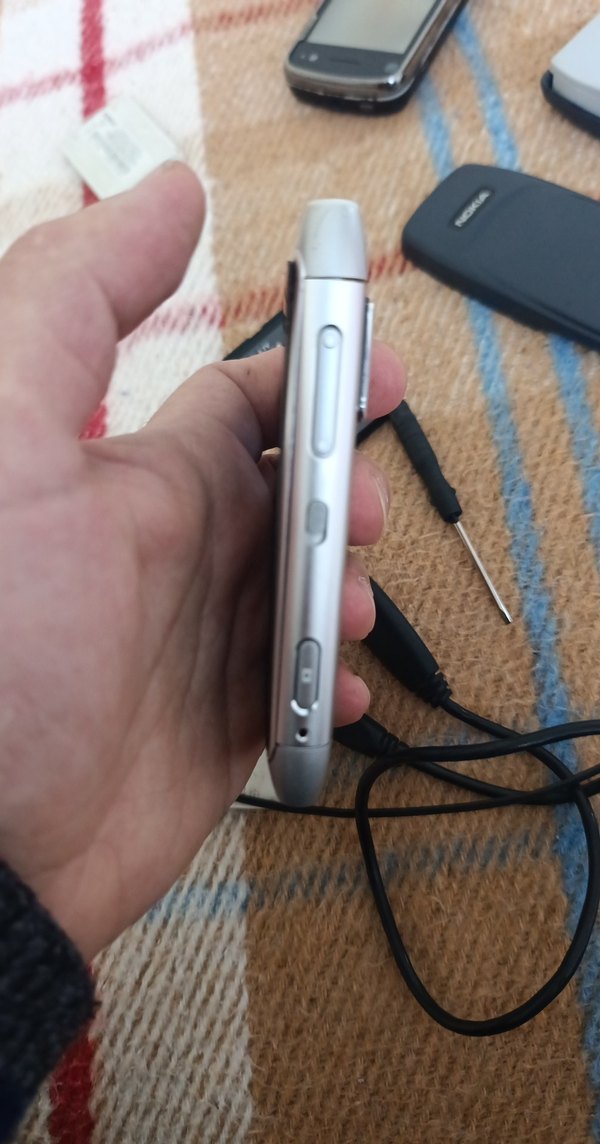 Nokia  N8 oyunlu Dokunmatik Telefon - Görsel 5