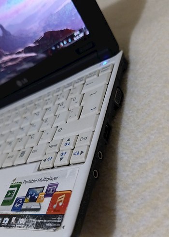 Yeşil Ekranlı LG x130 Dizüstü Bilgisayar - Görsel 5