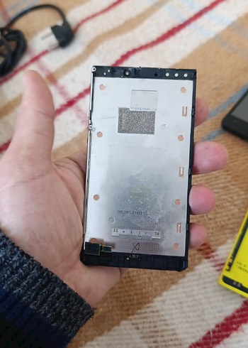 Siyah Nokia Lumia ekran - Görsel 4