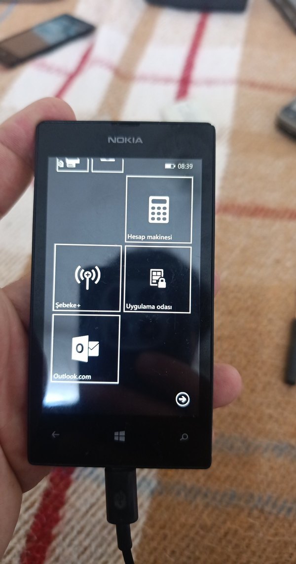 Nokia Lumia 520 - Görsel 2