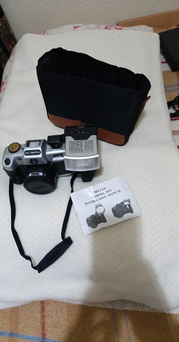 Olympia Gri Filmli Fotoğraf Makinesi sıfır çantası ile beraber - Görsel 5