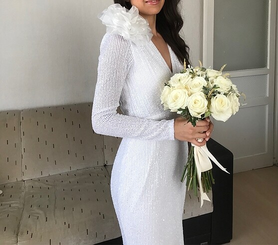 Diğer Gül detaylı beyaz gelinlik nikah elbisesi