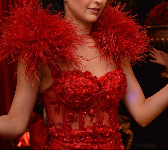 Kırmızı kına elbisesi - Görsel 8