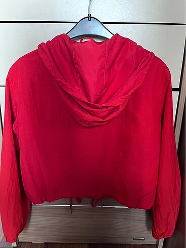 Pull and Bear Pull and bear yağmurluk