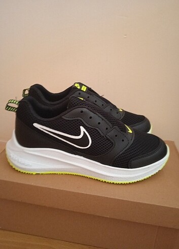 Nike Zoom Air (siyah-fosforlu sarı)