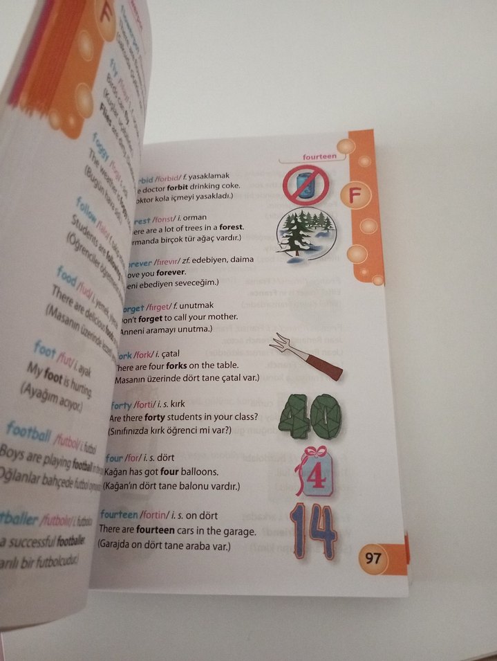 İlköğretim İngilizce-Türkçe Resimli Sözlük - Görsel 3