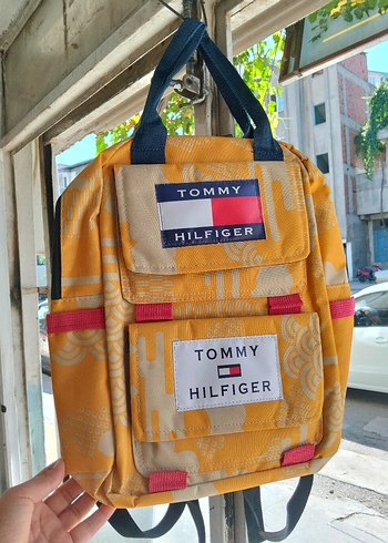 Beden Sarı Baskılı Tommy Hilfiger Kadın Sırt Çantası